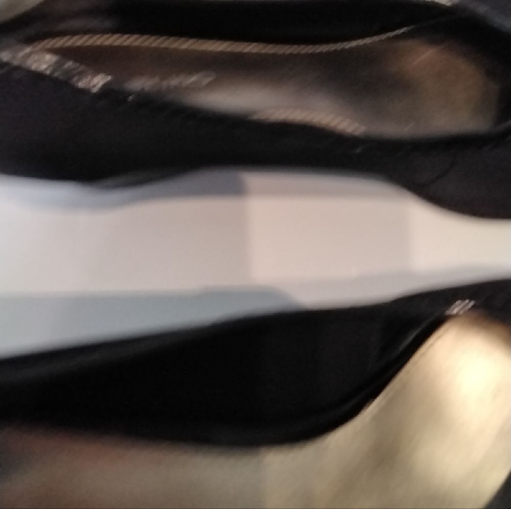 Bandolino Women's Black Wedge Shoes - Picture 6 of 11